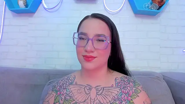 DEVA BLUE  online show from 01-19-25, 04:33