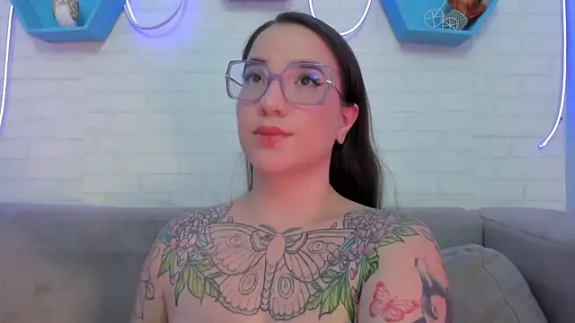 DEVA BLUE  online show from 01-20-25, 07:47