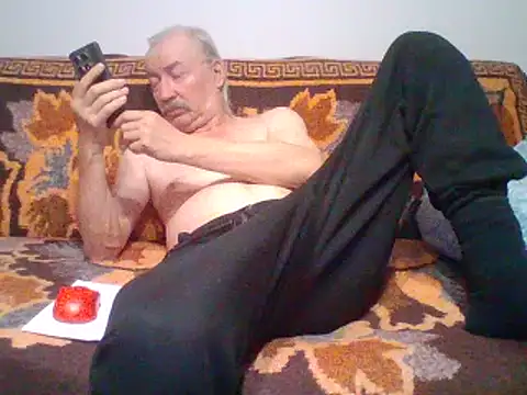 cumloverboyxx69 online show from 02-24-25, 03:33