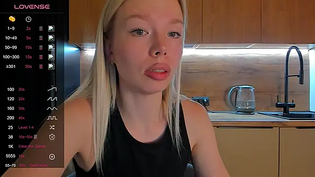 Olivia Bells online show from 06-08-26, 09:48