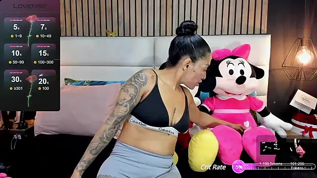 NiicolleMiller online show from 02-19-25, 02:34