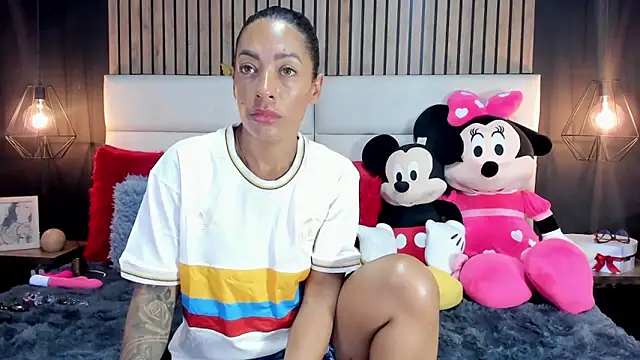 NiicolleMiller online show from 03-20-25, 10:40