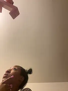 Iceblanca online show from 03-11-25, 03:37