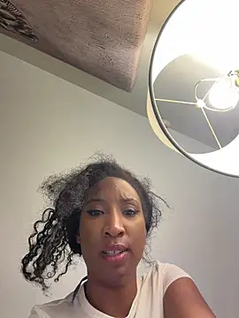 Iceblanca online show from 04-28-26, 02:38