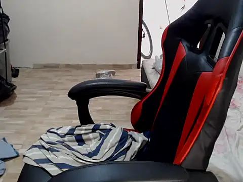 Snapshot of -Marivalda- chatting on 03-01-25, 12:34 -Marivalda- online show from 03-01-25, 12:34