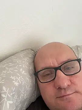 Snapshot of vanjbi45 chatting on 02-20-25, 09:11 vanjbi45 online show from 02-20-25, 09:11