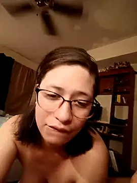 Snapshot of AmazingFuckCam chatting on 02-21-26, 02:12 AmazingFuckCam online show from 02-21-26, 02:12