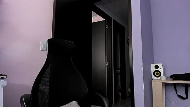 Room312  online show from 05-02-26, 03:17
