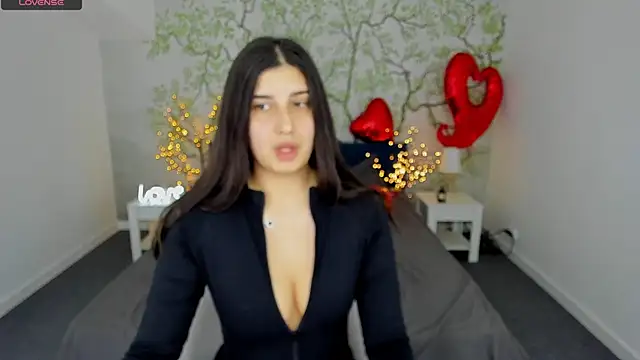 Linda EX online show from 02-27-25, 07:34