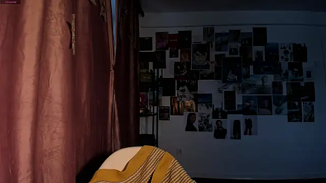 Snapshot of Tenderalise chatting on 01-09-25, 09:37 Tenderalise online show from 01-09-25, 09:37