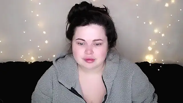 Emily Mo online show from 03-17-26, 06:50