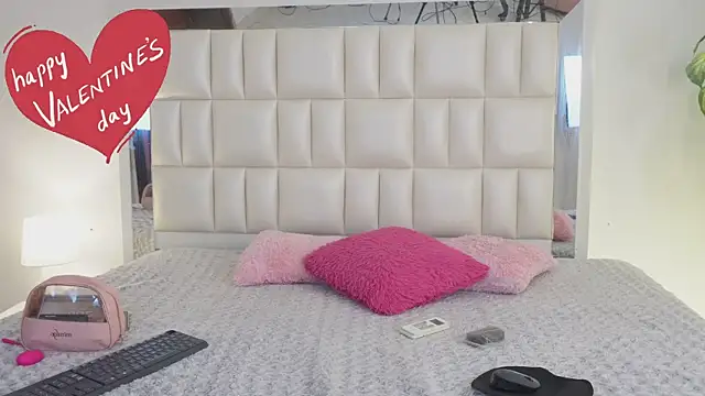 Snapshot of Anais_aradia chatting on 02-14-25, 05:51 Anais aradia online show from 02-14-25, 05:51