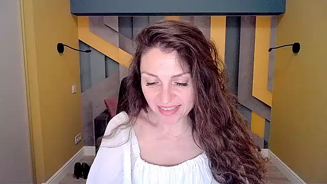 EllaLong online show from 02-15-25, 03:50