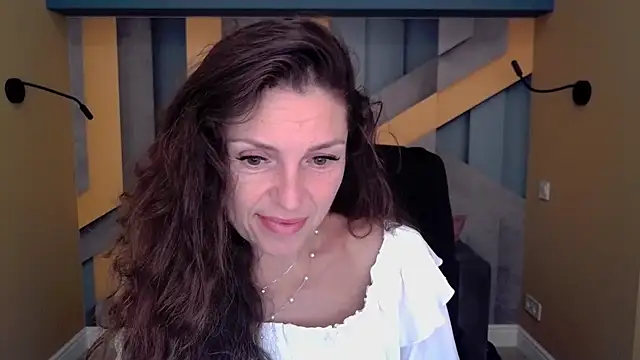 EllaLong online show from 09-15-25, 11:32