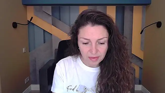 EllaLong online show from 10-03-25, 11:29