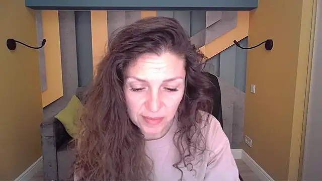 EllaLong online show from 03-24-26, 12:21