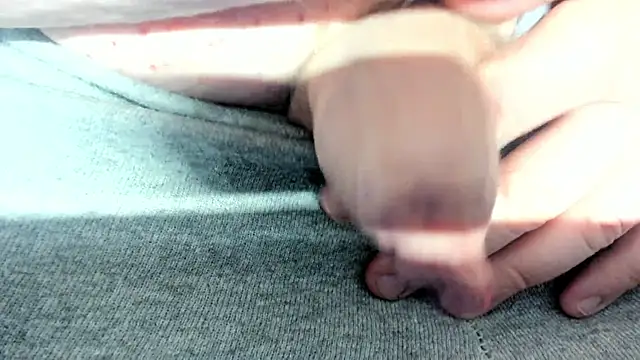 Snapshot of Big_Andiy chatting on 09-10-25, 04:34 Big Andiy online show from 09-10-25, 04:34