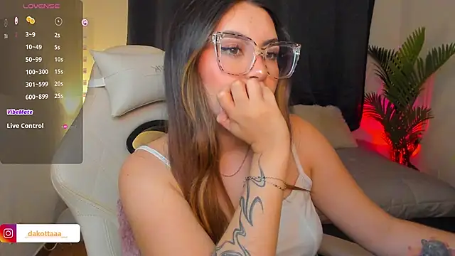 Snapshot of dakottaa_ chatting on 03-30-26, 11:39 dakottaa online show from 03-30-26, 11:39