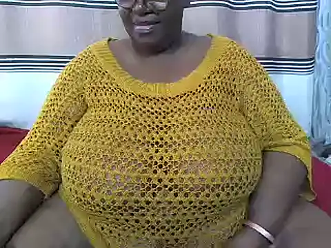 Snapshot of BustyyGoddess chatting on 02-11-25, 08:37 BustyyGoddess online show from 02-11-25, 08:37