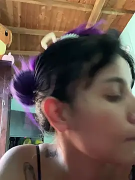 Snapshot of kitty__horny chatting on 02-20-25, 09:31 kitty horny online show from 02-20-25, 09:31