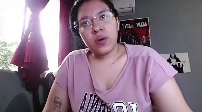 Snapshot of DanelyLopez chatting on 01-06-25, 11:31 DanelyLopez online show from 01-06-25, 11:31