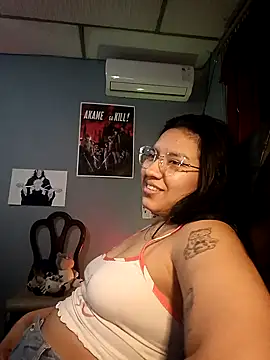 Snapshot of DanelyLopez chatting on 01-22-25, 03:09 DanelyLopez online show from 01-22-25, 03:09