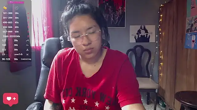 Snapshot of DanelyLopez chatting on 02-15-25, 07:28 DanelyLopez online show from 02-15-25, 07:28