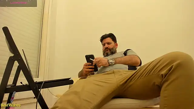 Maxi TheBigDaddy online show from 01-13-25, 09:52