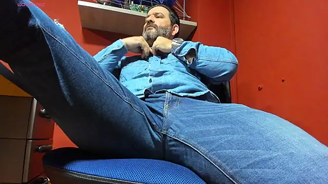 Maxi TheBigDaddy online show from 03-17-25, 12:25