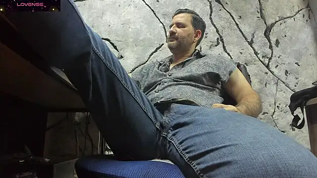 Maxi TheBigDaddy online show from 09-13-25, 03:56