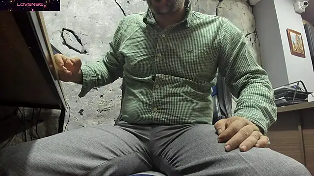 Maxi TheBigDaddy online show from 09-14-25, 01:43