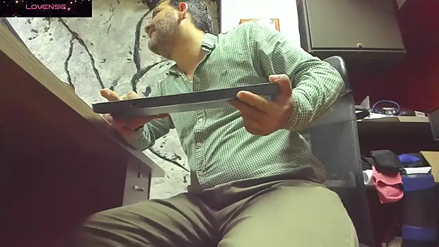 Maxi TheBigDaddy online show from 09-26-25, 10:41