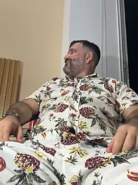 Snapshot of Maxi_TheBigDaddy chatting on 06-15-26, 03:53 Maxi TheBigDaddy online show from 06-15-26, 03:53