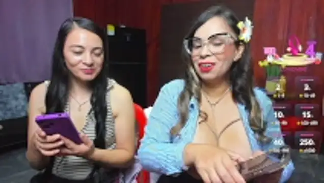 Snapshot of jademoomsm chatting on 01-17-26, 01:32 jademoomsm online show from 01-17-26, 01:32