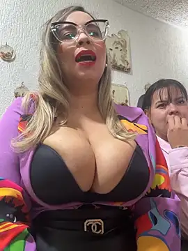 Snapshot of jademoomsm chatting on 03-13-26, 11:33 jademoomsm online show from 03-13-26, 11:33