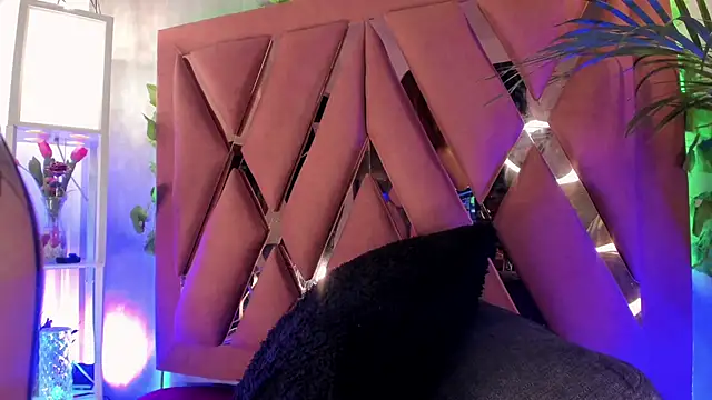 Megan inked online show from 12-28-24, 03:58