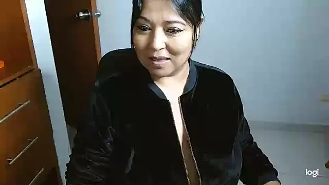 Snapshot of mariemiller19 chatting on 12-10-24, 07:16 mariemiller19 online show from 12-10-24, 07:16