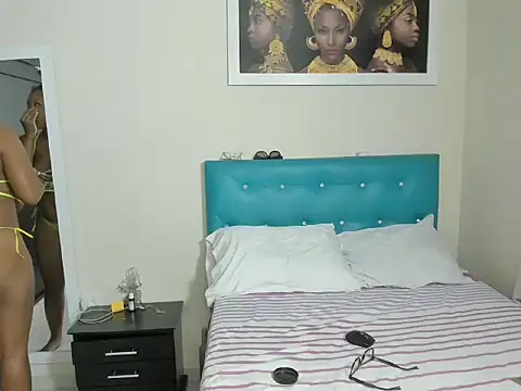 megan-hotxx online show from 09-28-25, 03:01