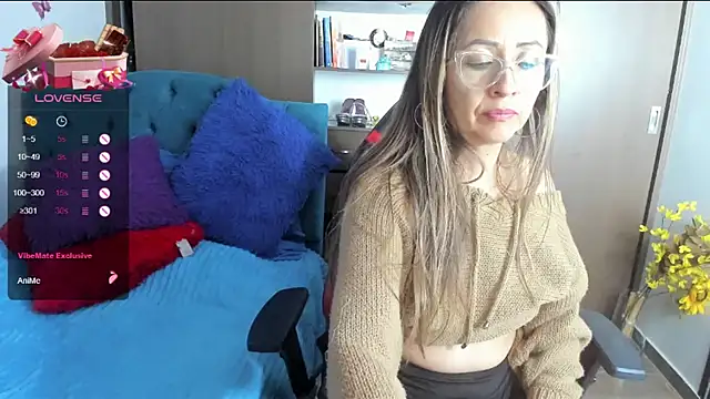 valeria teiku online show from 03-08-25, 04:23