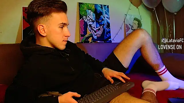 Midnighter  online show from 12-07-24, 02:42