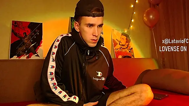 Midnighter  online show from 12-25-24, 02:03