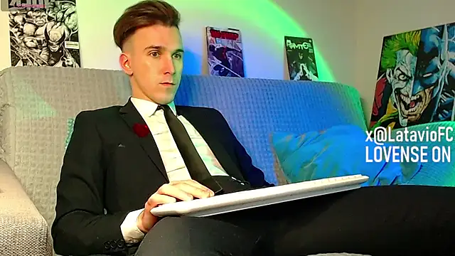 Midnighter  online show from 04-29-26, 01:48