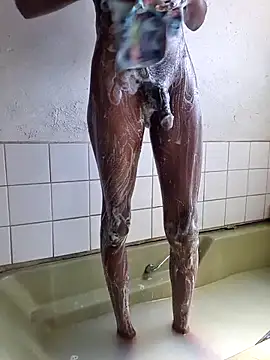 Snapshot of thegoodHost999 chatting on 09-18-25, 10:28 thegoodHost999 online show from 09-18-25, 10:28