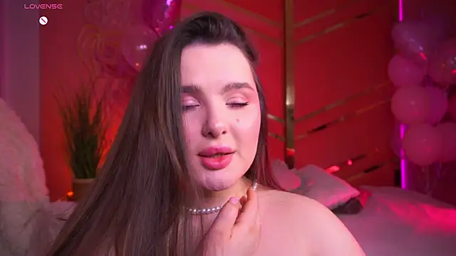 Snapshot of CuteAmberr chatting on 02-18-25, 04:37 CuteAmberr online show from 02-18-25, 04:37