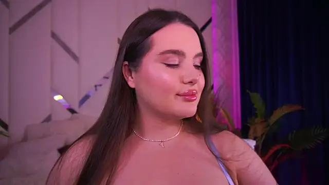 Snapshot of CuteAmberr chatting on 11-12-25, 01:06 CuteAmberr online show from 11-12-25, 01:06