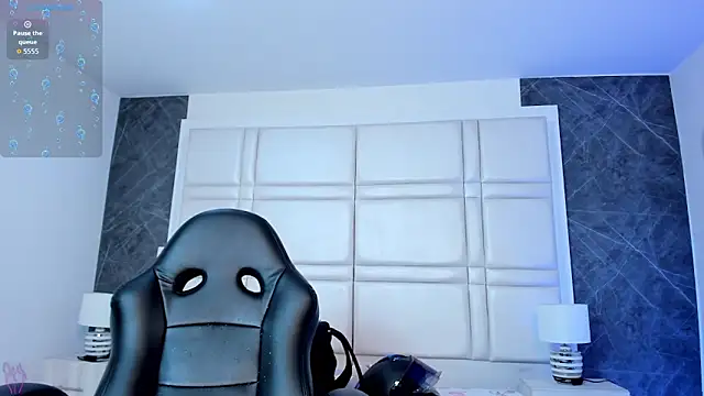 charlottewhitte online show from 04-29-26, 11:36