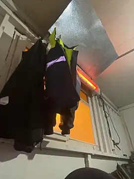 Snapshot of mustican422 chatting on 01-28-25, 07:42 mustican422 online show from 01-28-25, 07:42