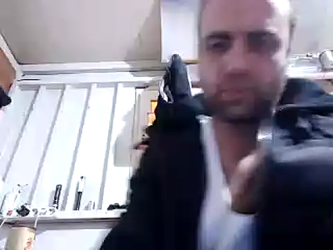 Snapshot of mustican422 chatting on 02-28-25, 10:39 mustican422 online show from 02-28-25, 10:39