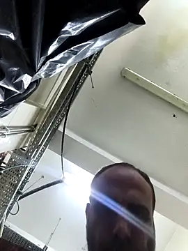 Snapshot of mustican422 chatting on 10-04-25, 01:09 mustican422 online show from 10-04-25, 01:09