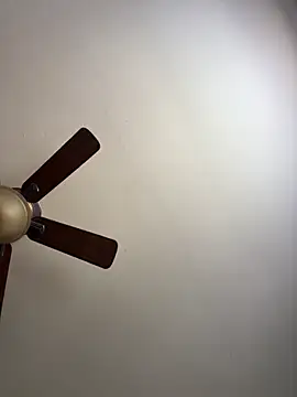 Snapshot of QueenNuttCollector chatting on 03-29-26, 02:28 QueenNuttCollector online show from 03-29-26, 02:28